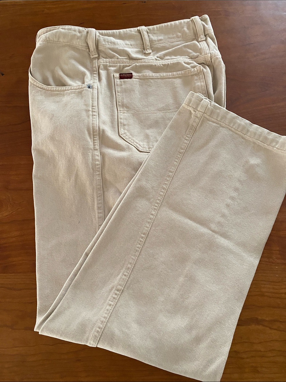Patagonia men’s beige organic denim jeans